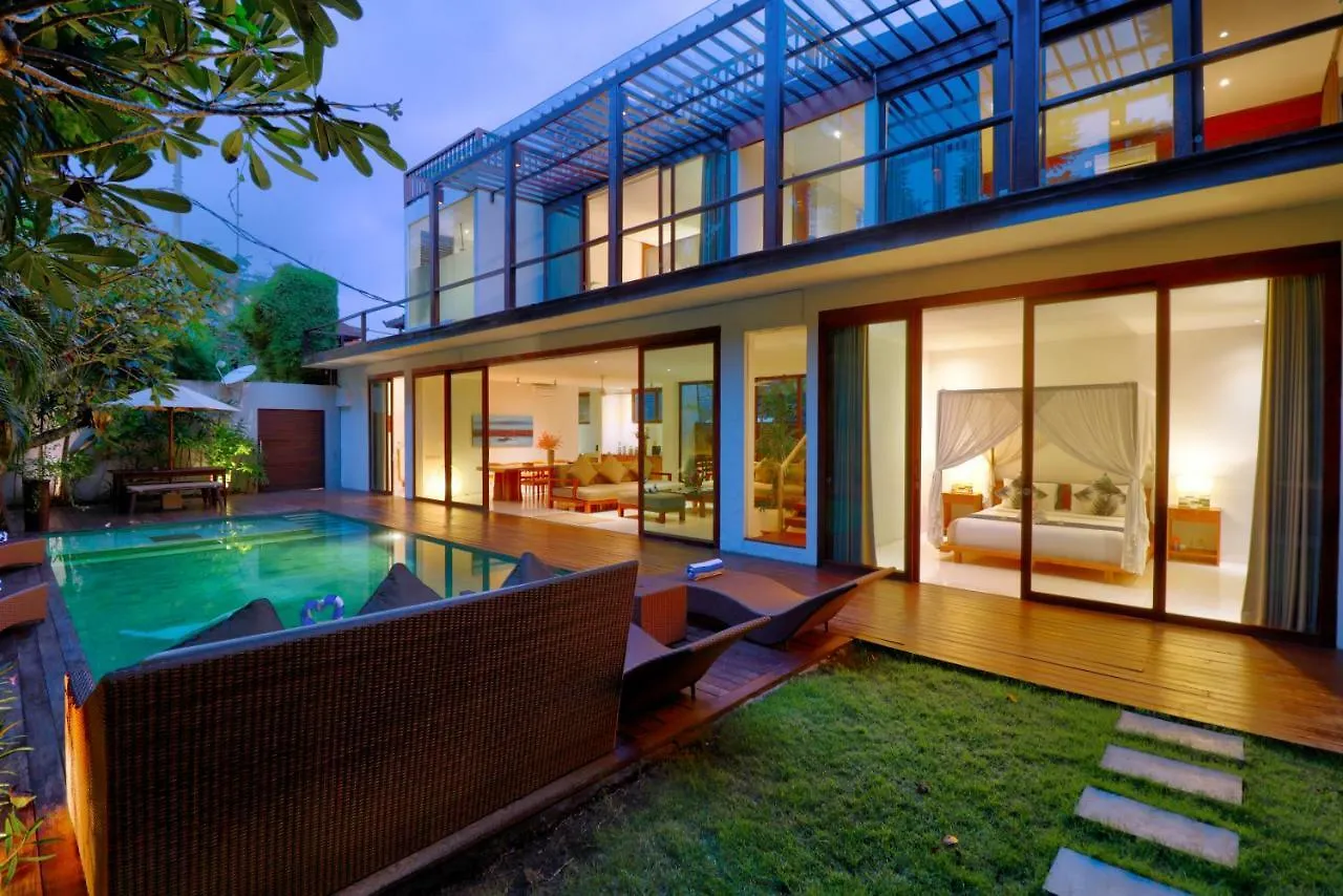 Beach Axis Villa, Seminyak Vila